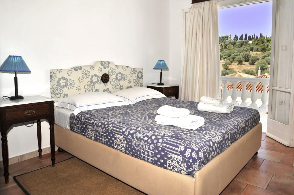 Villa Martha Spetses Town Room photo